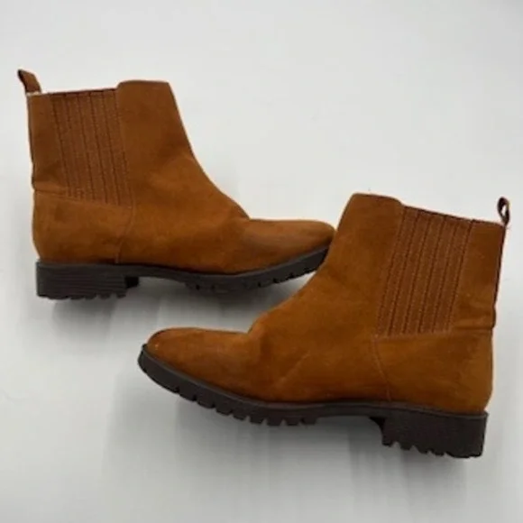 American Eagle Womens Cognac Brown Faux Suede Sherpa Lined Chelsea Boots Size 9 - Picture 3 of 9